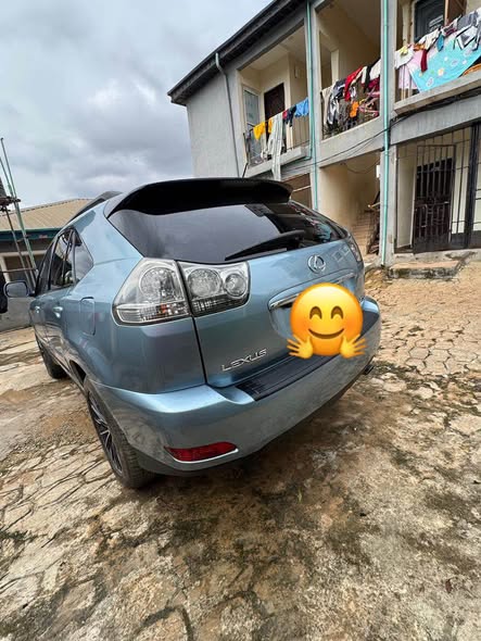 A picture of Lexus RX 330 06 07
