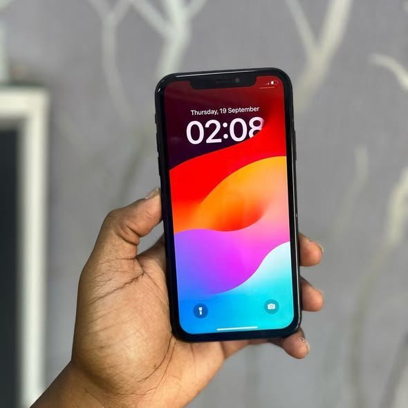 A picture of iPhone XR black