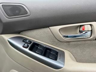 A picture of 2002 Toyota Prado