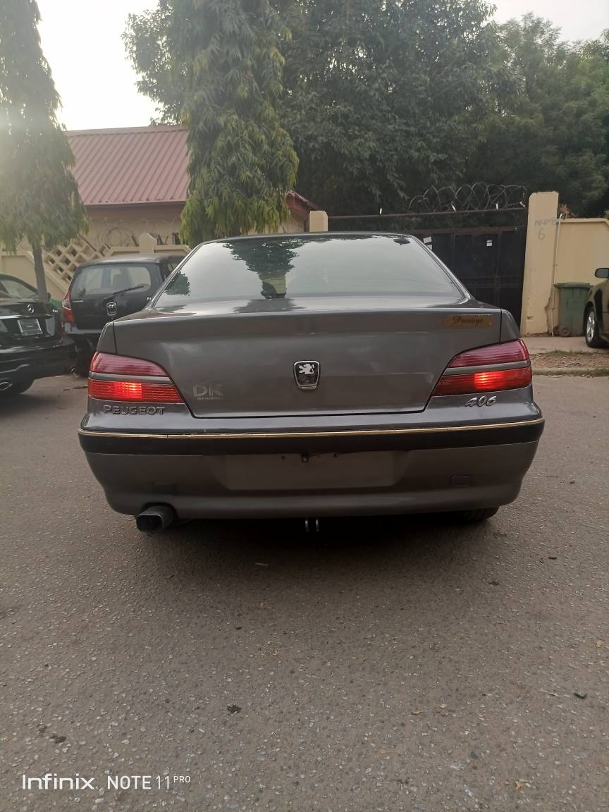 A picture of Peugeot 406 in a good condition Ac 100 Engine 100