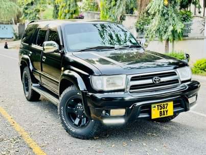 A picture of Toyota Hilux sulf Mwanza Million 9 8 Engine safi Gear