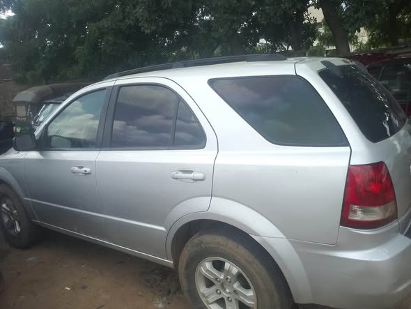 A picture of Kia Sorento 2007