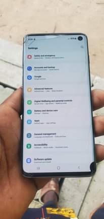 A picture of Galaxy s10