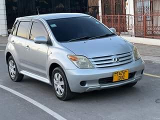 A picture of Toyota Ist Nzuri Sana Bei Mil 11 800 000 Piga