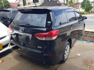 A picture of Toyota wish new model