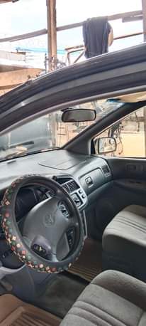A picture of TOYOTA SIENNA 2000 MODEL 08122696206 LOCATION IS JAKANDE GATE EJIGBO