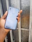 A picture of Samsung A10 gb 32 ram2 bei 140k