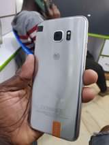 A picture of SAMSUNG GALAXY S7 EDGE S