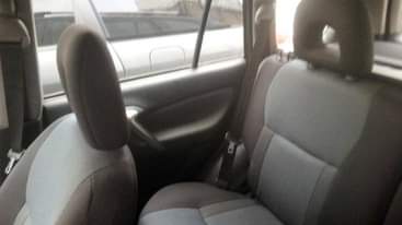 A picture of URGENT BUYERS 09137495414 CLEAN Toyota RAV4 Year 2004 Model Foreign