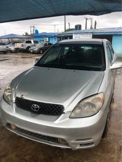 A picture of 100 First Grade Body Toyota Matrix 2004