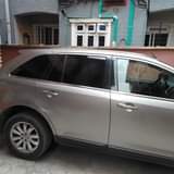 A picture of Ford escape 08
