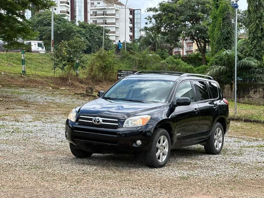 A picture of 2012 Toyota rav 4
