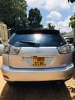 A picture of 2007 Toyota harrier 2007 2 4cc