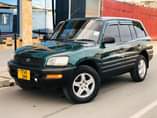 A picture of Rav4 old
