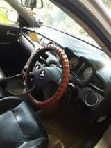 A picture of Mistubish outlander