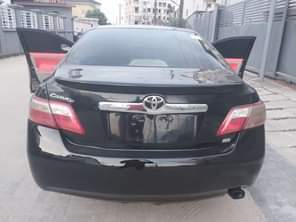A picture of Quick deal Clean 2009 Toyota Camry Toks engine and gear