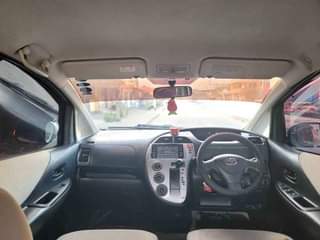 A picture of TOYOTA RACTIS