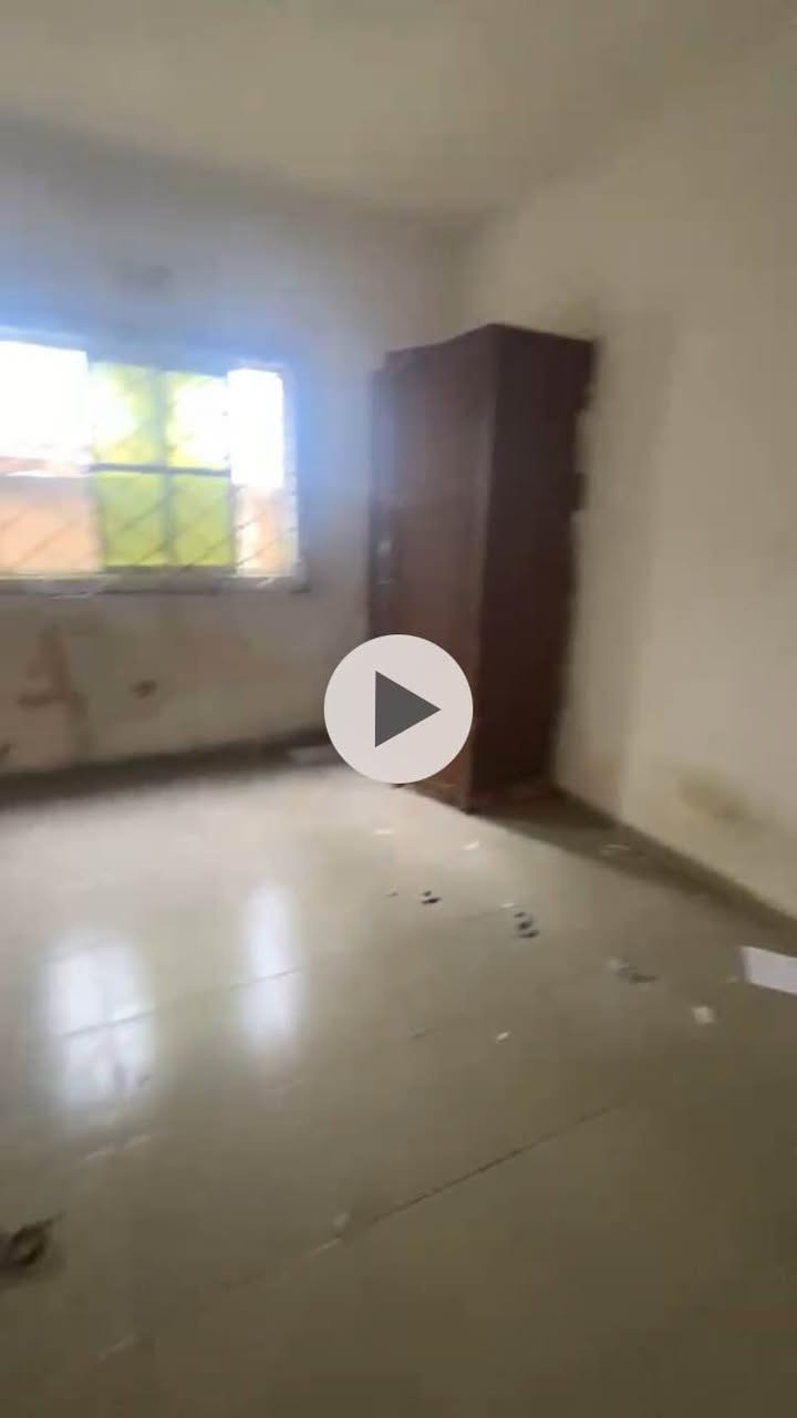 A picture of POP three bedroom upstairs apartment at ISIHOR SnT axis