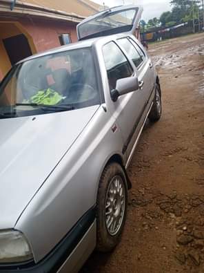A picture of Golf 3 salon for sale buy and travel Engine 100