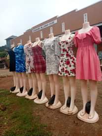 A picture of Classy second hand clothes. .