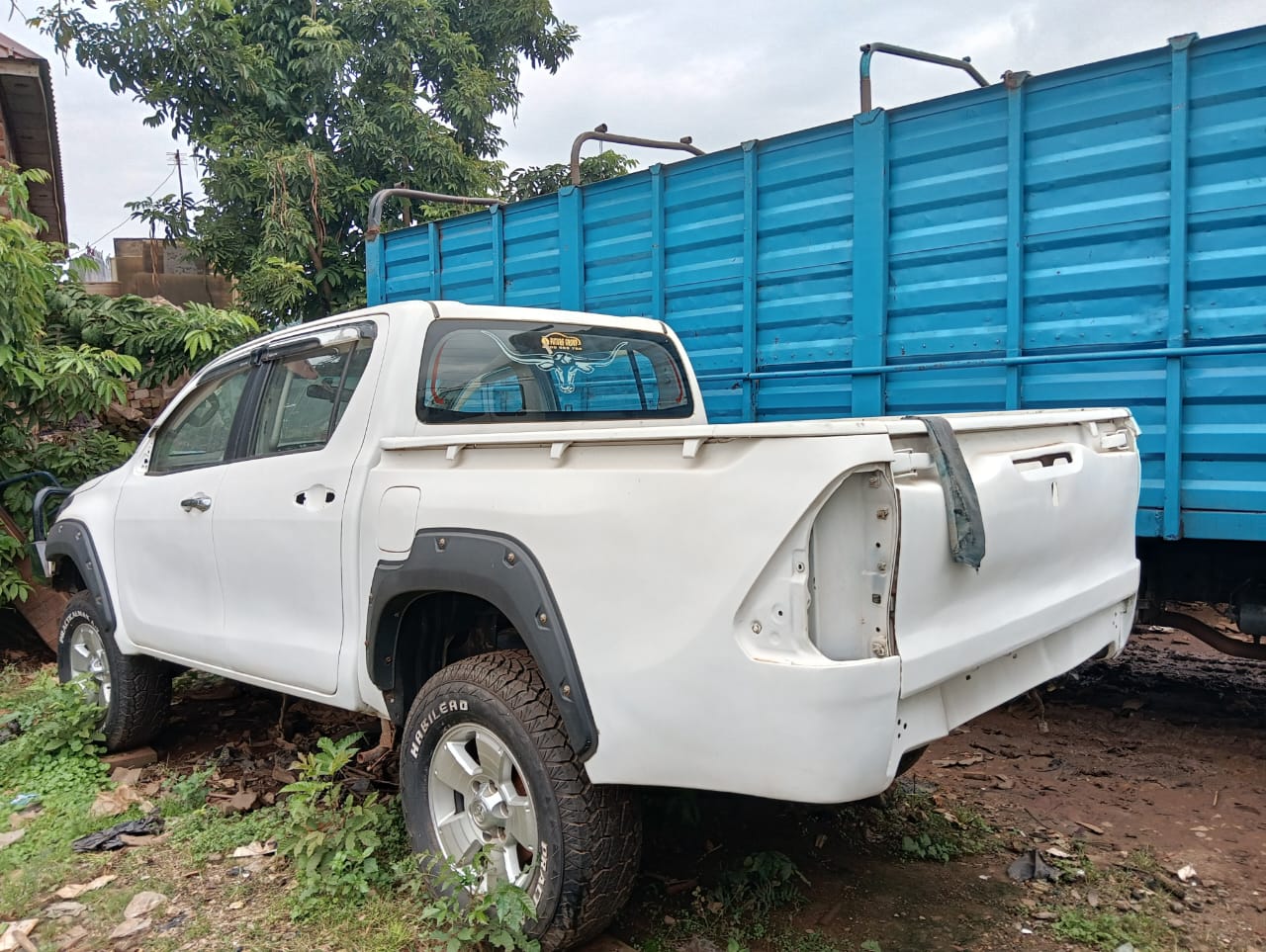 used toyota hilux