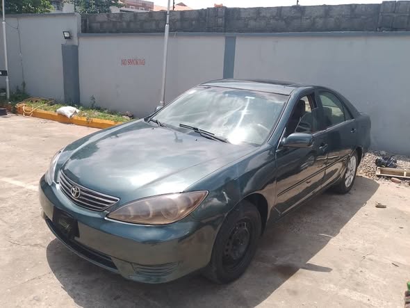 A picture of Toyota Camry 2005