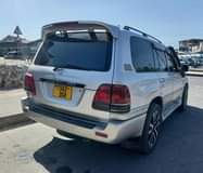 A picture of PRICE MILION 43 TSHS LANDCRUISER VX DGR 100 SERIES DIESEL