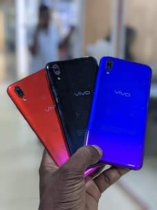 A picture of Vivo y93
