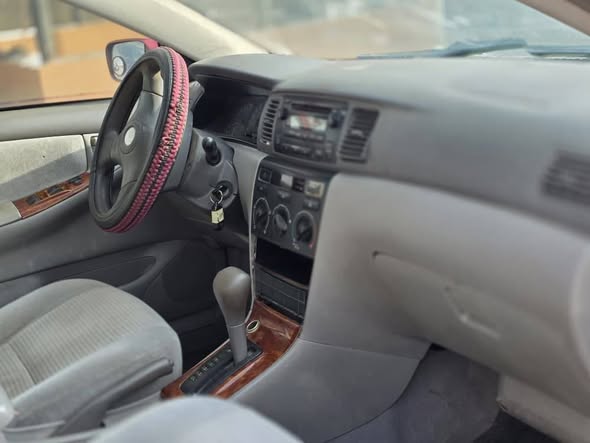 A picture of Toyota Corolla le 2007 model