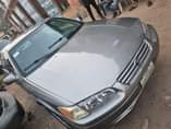 A picture of Clean 2000 model Toyota Camry buy and traveling clean in