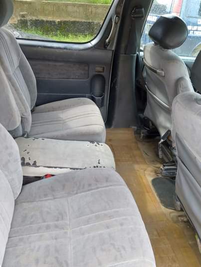A picture of 2002 Sienna Very sound engine AC is not working Good