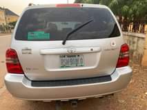A picture of Toyota Highlander 2003