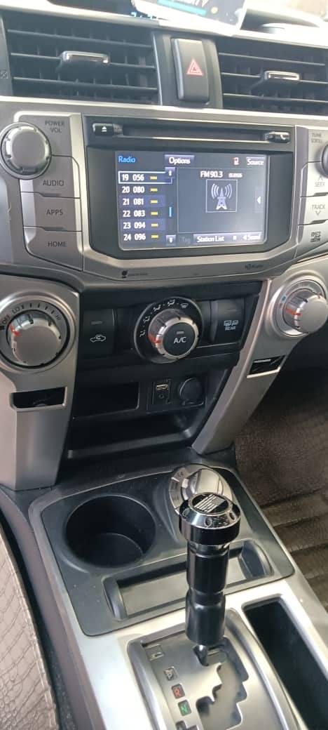 A picture of Toyota 4Runner 2015