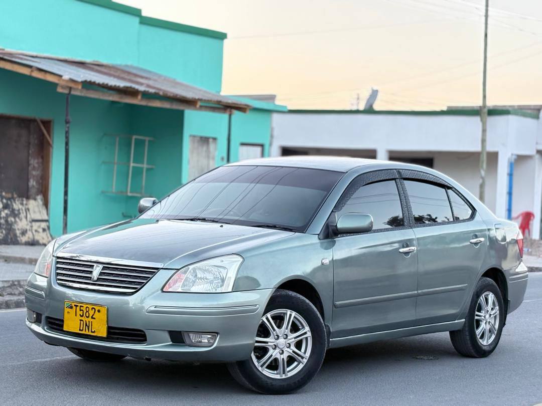 A picture of Toyota Premio X Year 2003 Reg DN Color Silver Low