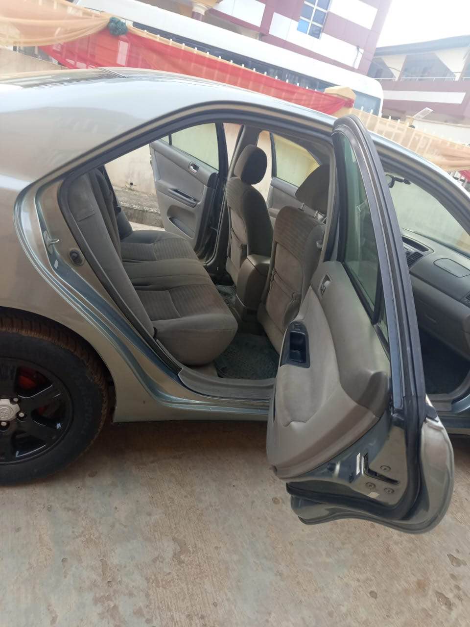 A picture of 2006 Camry big daddy . 4plugs. 4.8m Isolo