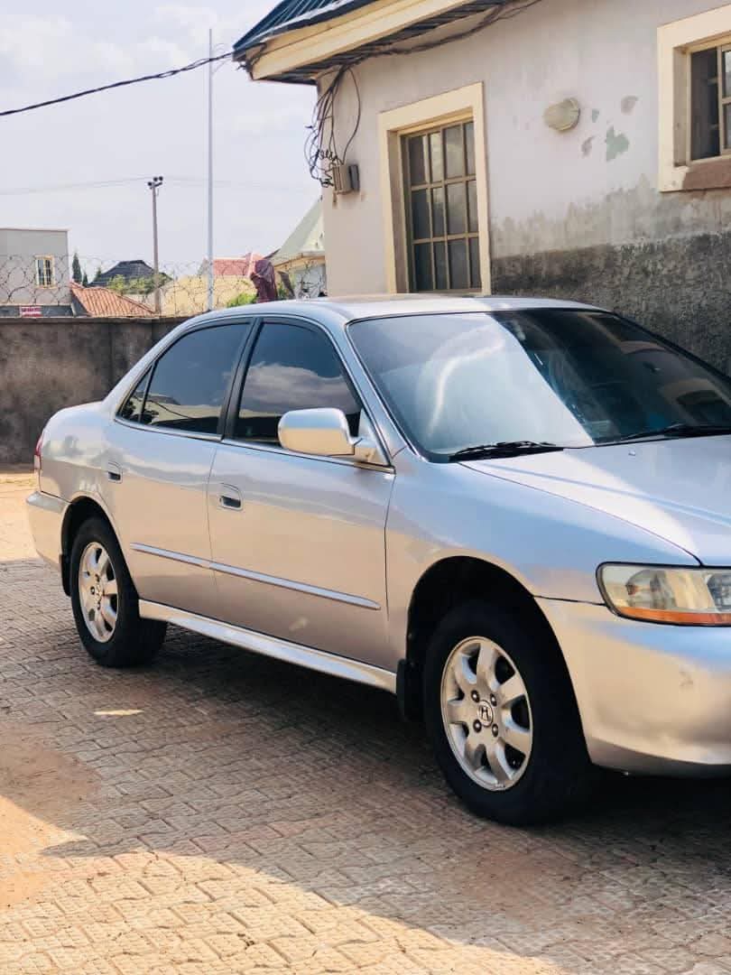 A picture of 2002 Honda accord