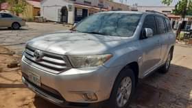 A picture of Toyota highlander 2012 model