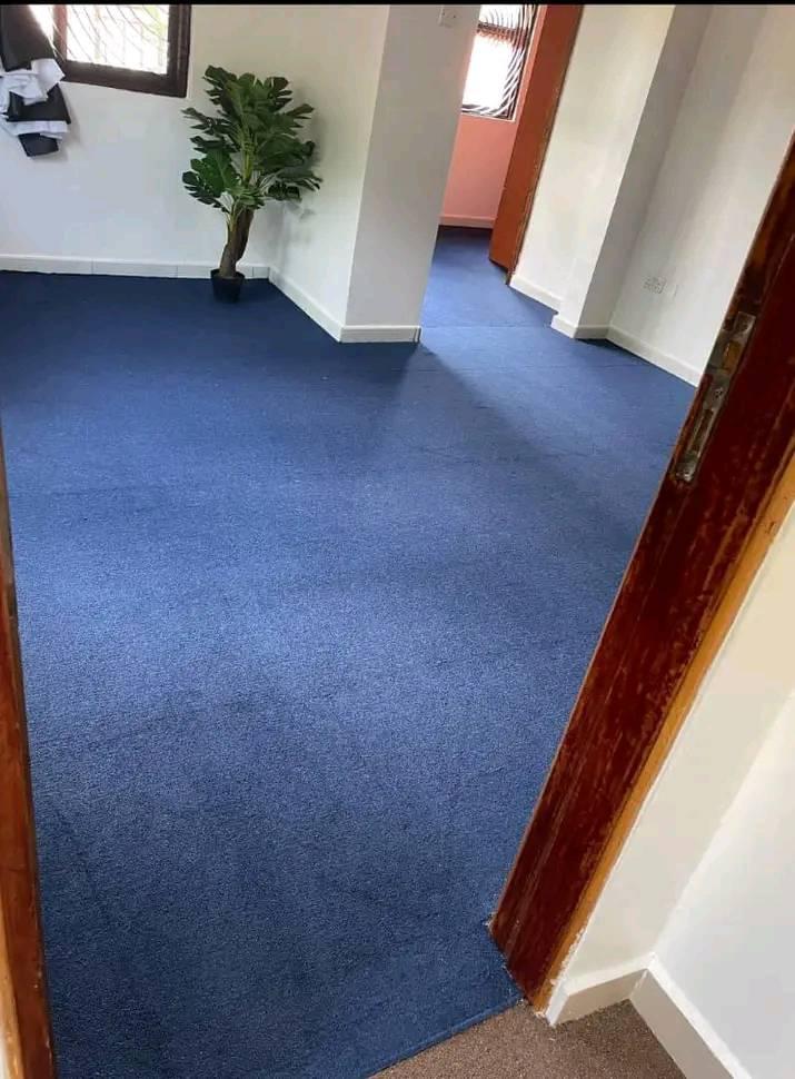 A picture of Wall to wall carpets