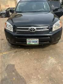 A picture of Toyota RAV 4 2010 model