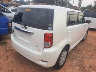 A picture of Toyota rumion