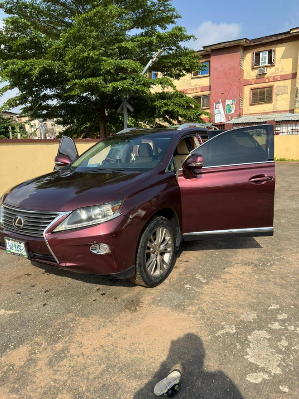 A picture of Lexus RX350