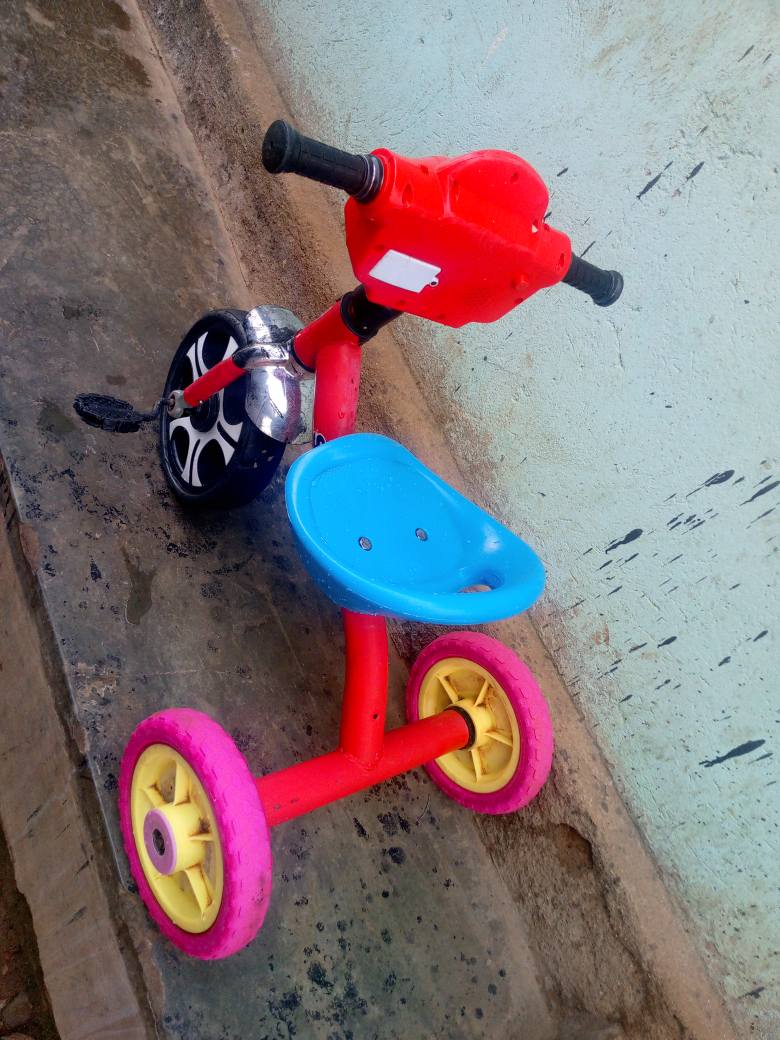 A picture of Used kids bike