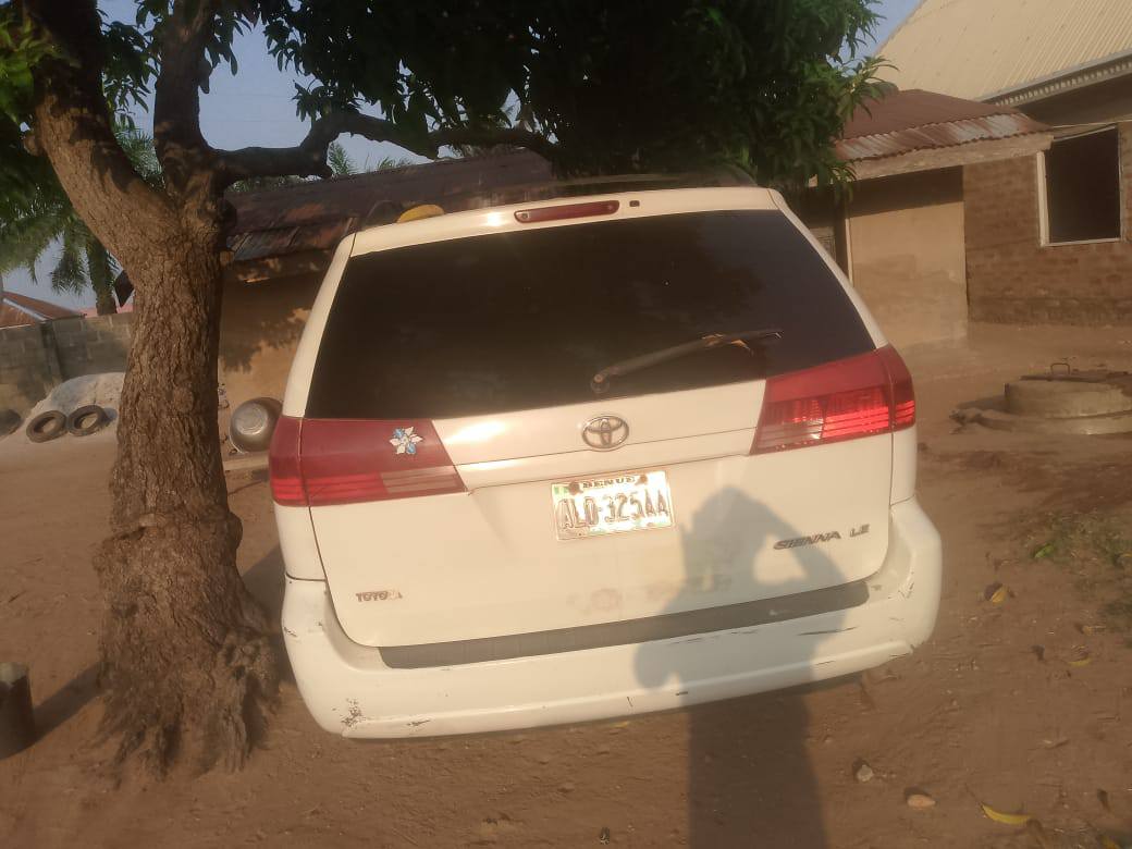 A picture of Toyota Sienna good condition