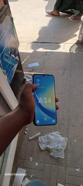 A picture of Samsung galaxy A34