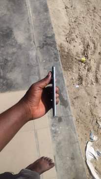 A picture of SAMSUNG S10 PLAIN GB 128 RAM 8 GB