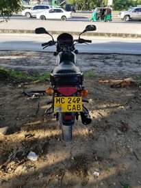 A picture of Boxer 125