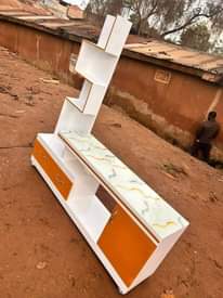 A picture of TV stand ad saidbod