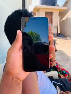 A picture of iphone Xs Max