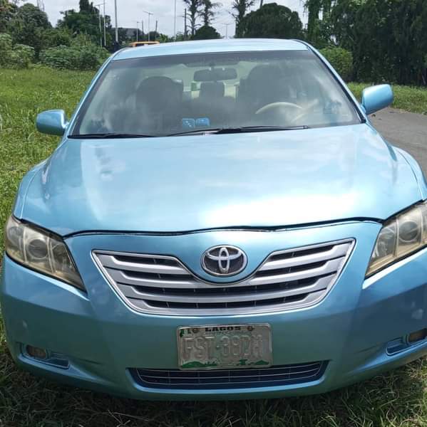 A picture of Dealer market Very sharp Toyota Camry 2008 spider With neat