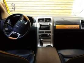 A picture of Lincoln Navigator